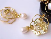 Pearl Shell Camellia Flower Brooch 